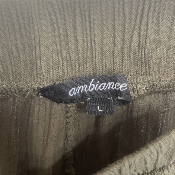 Ambiance Boho Festival Shorts Pompom Trim Olive Green Gauzy Rayon Overlapping - Picture 7 of 10